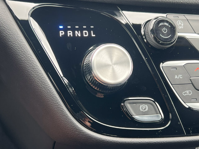 New 2027 Chrysler Pacifica Select AWD/4WD image 26