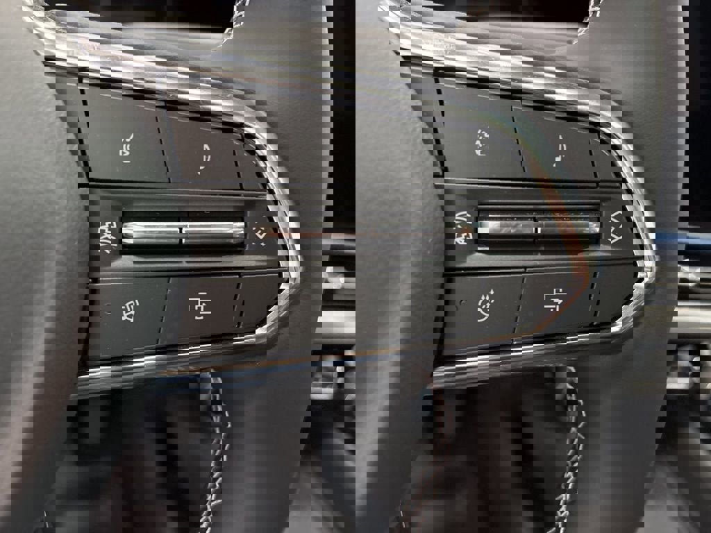 New 2026 Chevrolet Equinox EV LT w/ Convenience Package II image 24