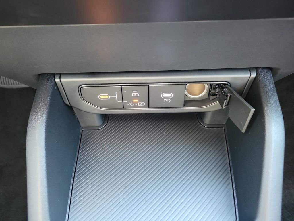 New 2026 Kia K4 LXS image 32