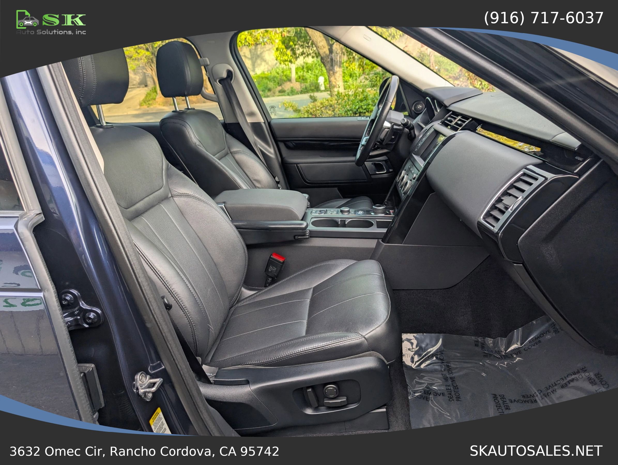 Used 2017 Land Rover Discovery SE image 20