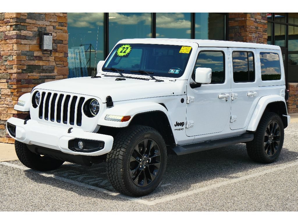 Used 2022 Jeep Wrangler Unlimited Sahara AWD/4WD image 7
