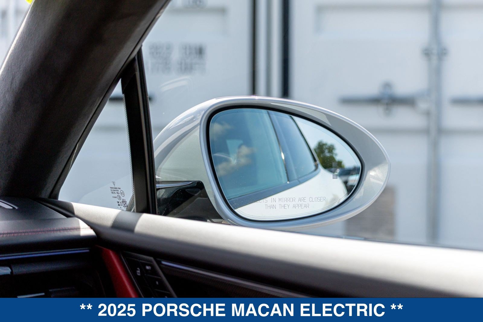 Used 2025 Porsche Macan Turbo Electric AWD/4WD image 55
