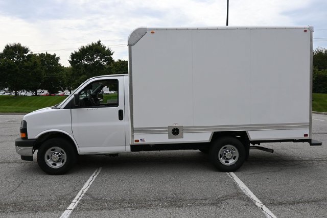 New 2026 Chevrolet Express 3500 w/ Power Convenience Package RWD image 15