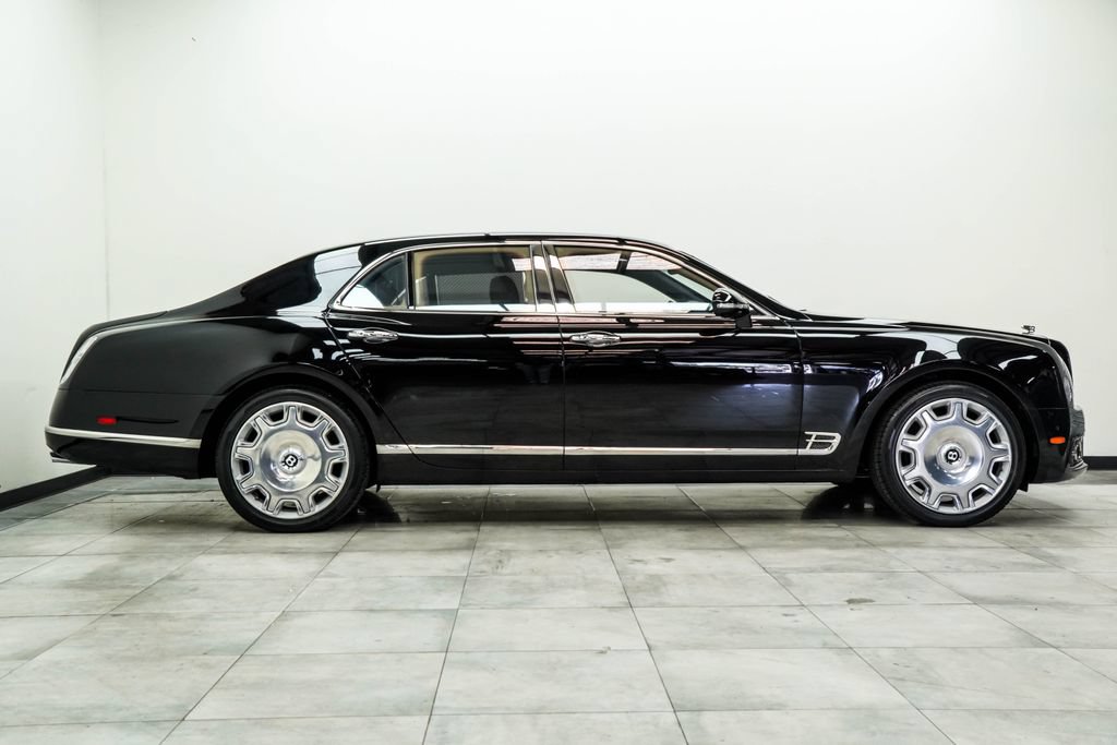 Used 2018 Bentley Mulsanne RWD image 10