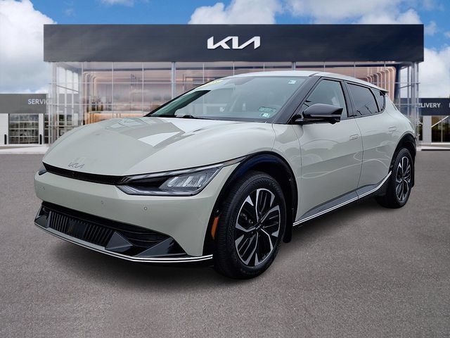 Used 2023 Kia EV6 Wind w/ Wind Technology Package AWD/4WD image 3
