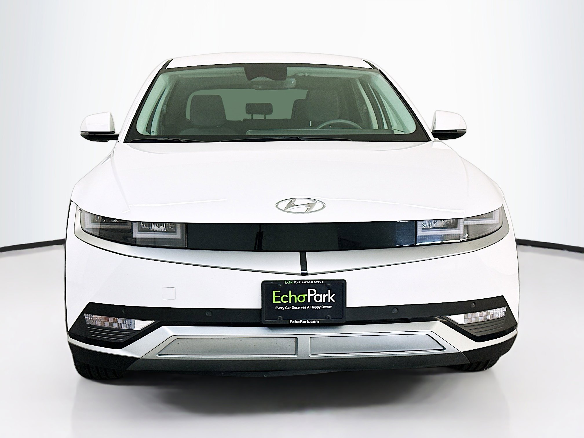 Used 2024 Hyundai Ioniq 5 SEL image 2