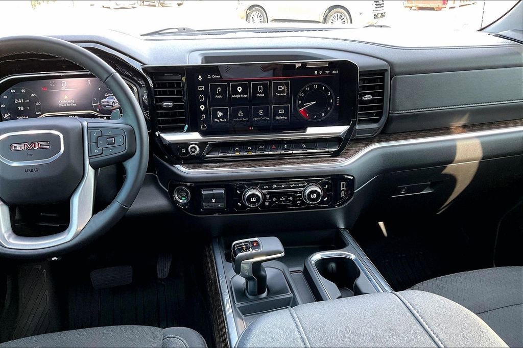 Used 2025 GMC Sierra 1500 Elevation AWD/4WD image 8