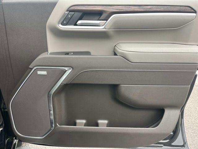 Used 2025 GMC Sierra 1500 SLT w/ SLT Premium Plus Package image 31