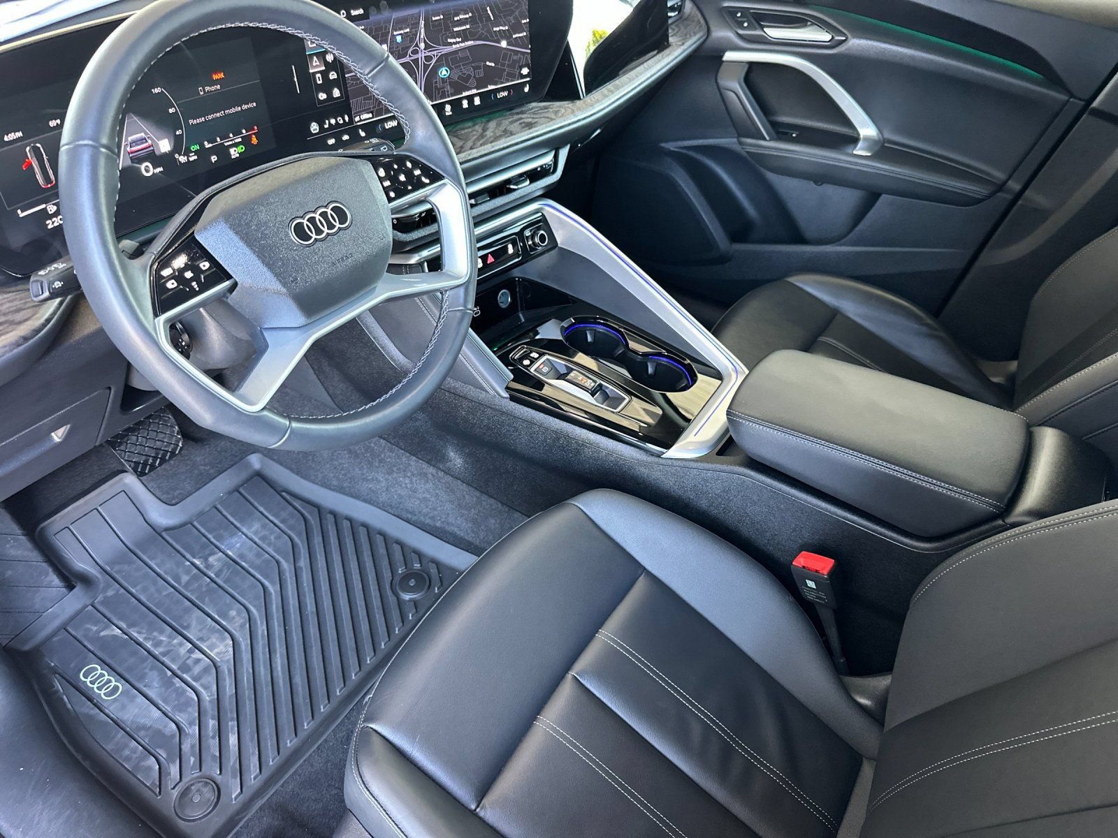 Used 2025 Audi Q5 Premium w/ Convenience Package AWD/4WD image 9