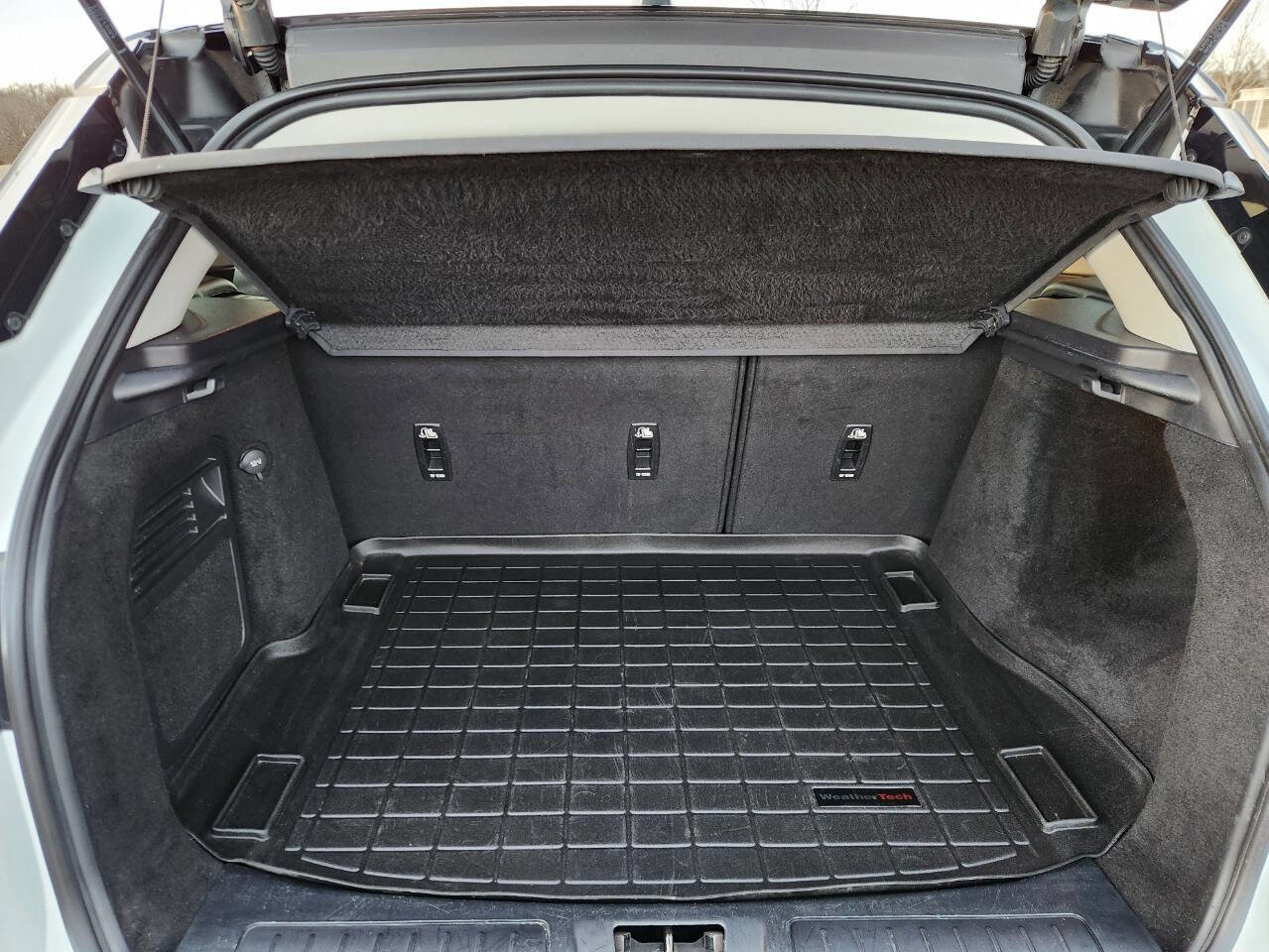 Used 2017 Land Rover Range Rover Evoque SE image 15