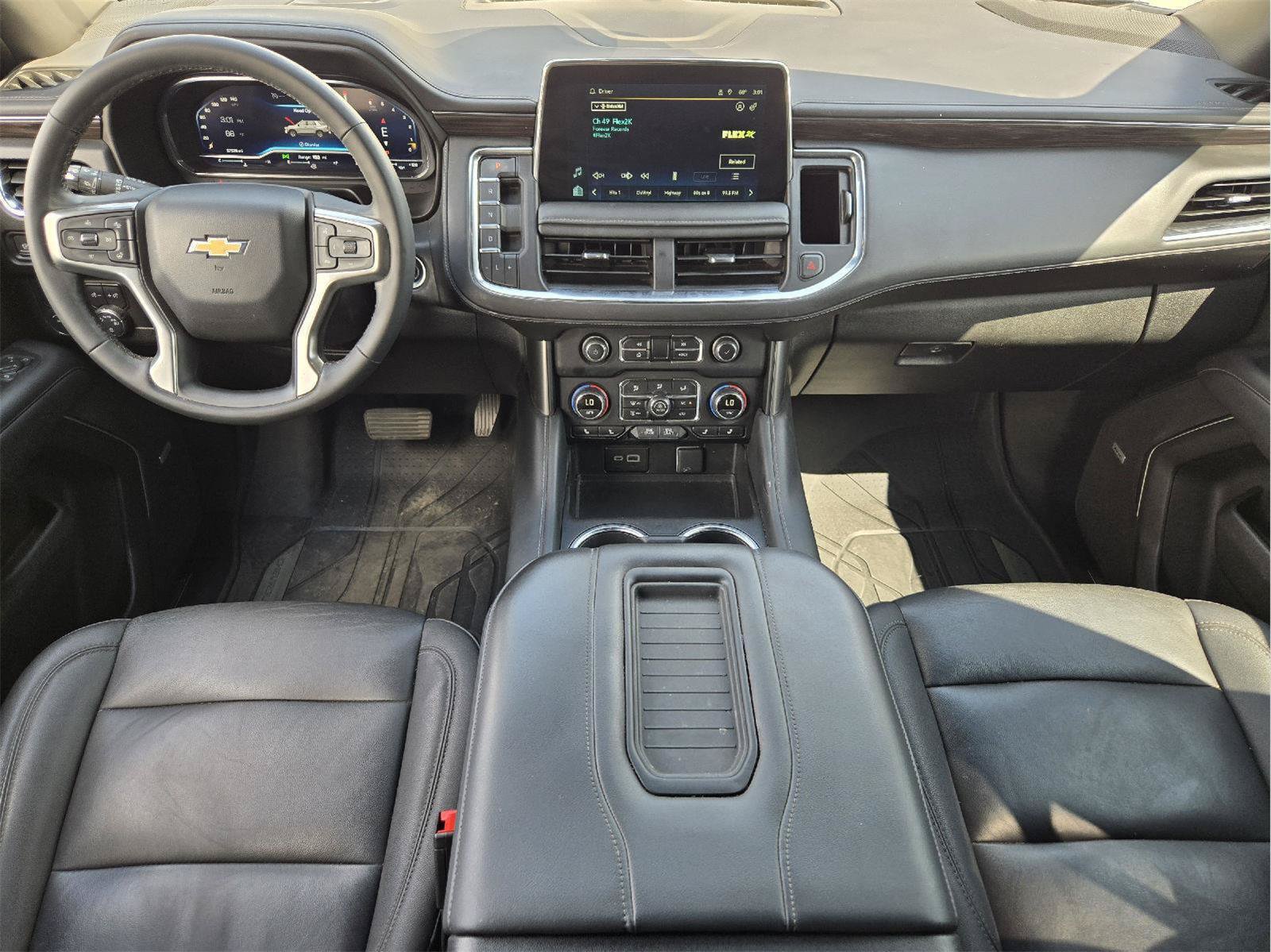 Used 2024 Chevrolet Tahoe LT w/ Luxury Package RWD image 24