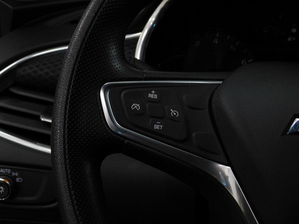 Used 2019 Chevrolet Malibu LT image 40