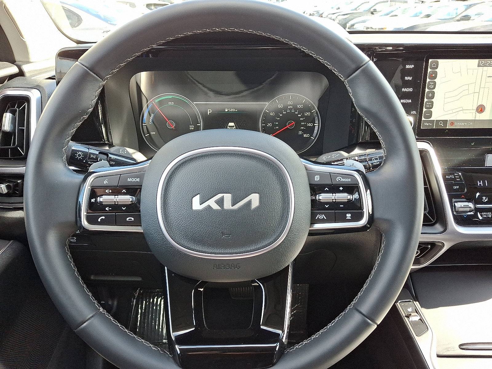 Certified 2023 Kia Sorento EX image 17