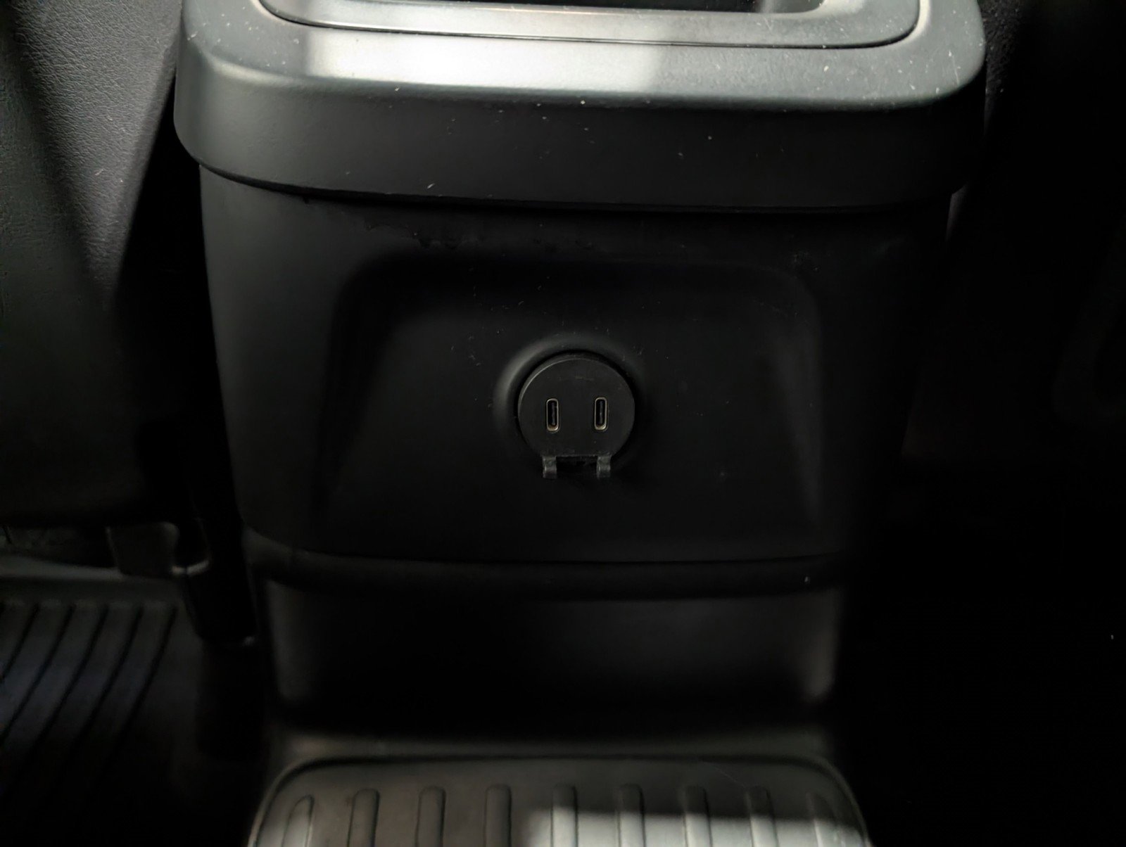 Used 2023 Volvo XC60 T8 Core image 29