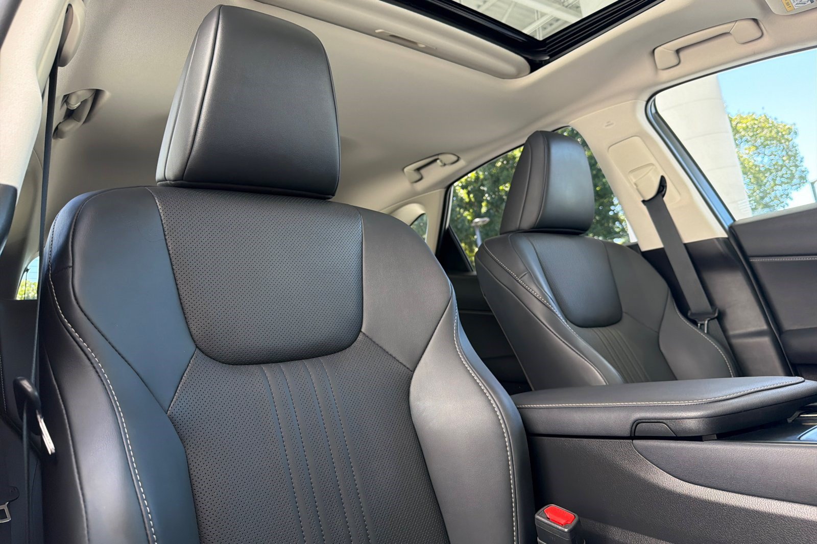 Used 2025 Lexus NX 350h AWD w/ Accessory Package (P5) image 21