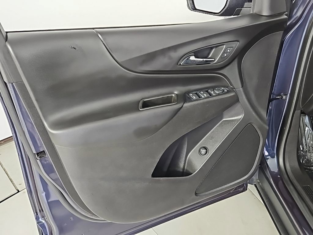 Used 2019 Chevrolet Equinox LT image 11