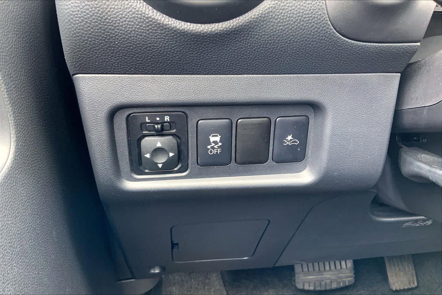 Used 2024 Mitsubishi Mirage ES FWD image 36