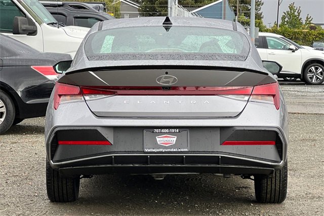 New 2026 Hyundai Elantra Sport image 7