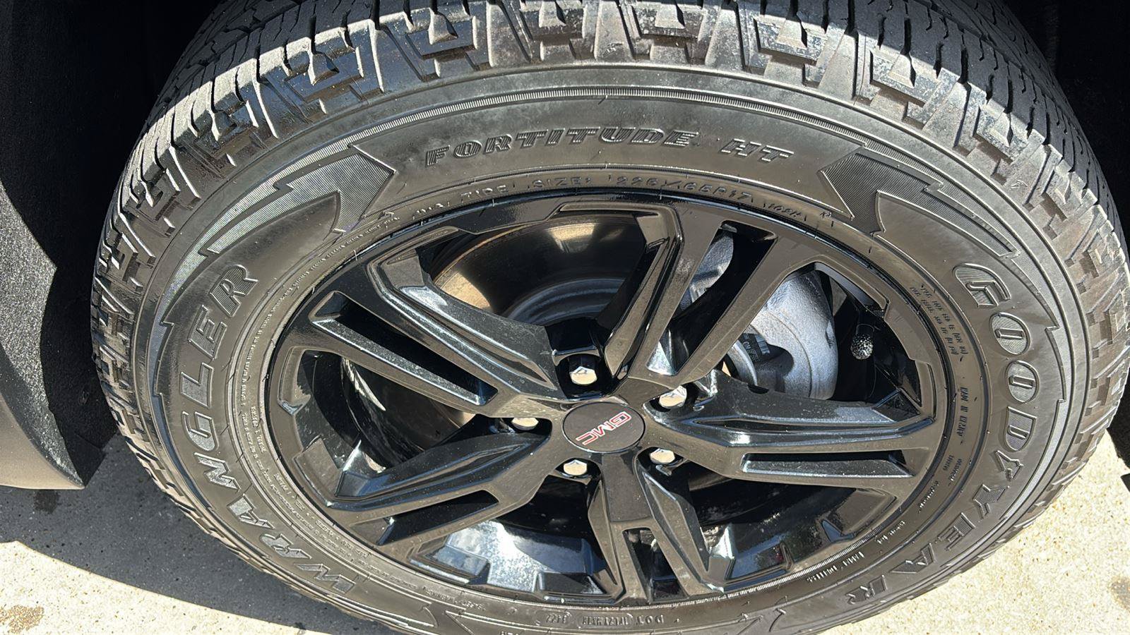 Certified 2023 GMC Terrain AT4 w/ LPO, Floor Liner Package AWD/4WD image 11