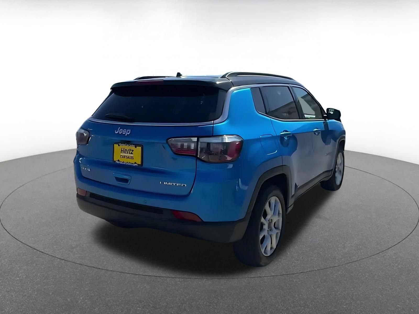 Used 2025 Jeep Compass Limited AWD/4WD image 14