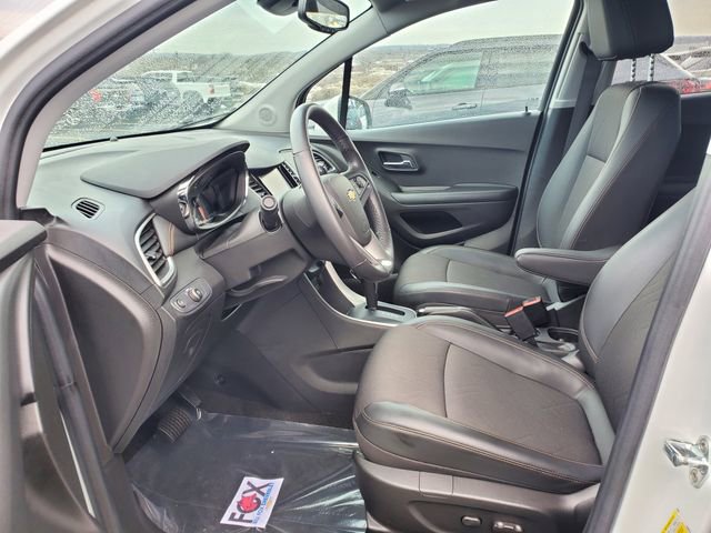 Used 2022 Chevrolet Trax LT w/ LT Convenience Package image 20