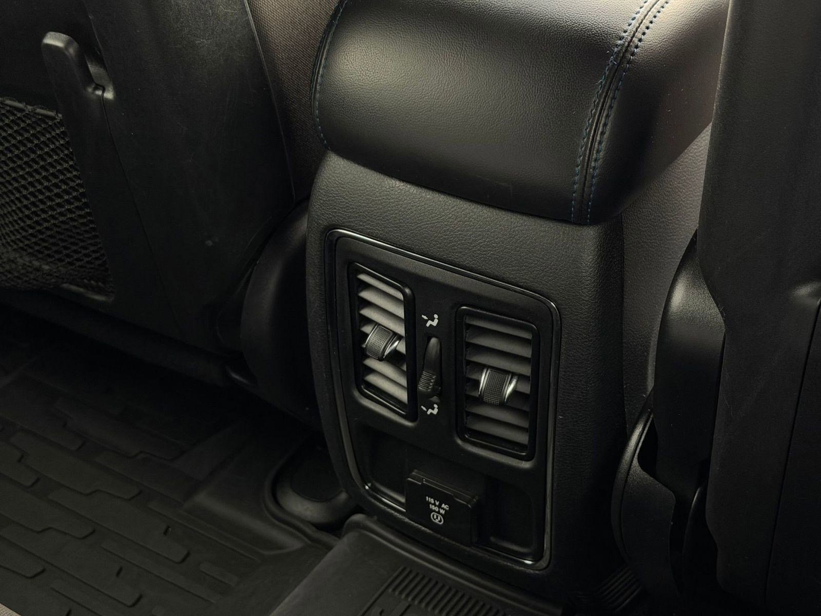 Used 2019 Jeep Grand Cherokee Laredo image 31