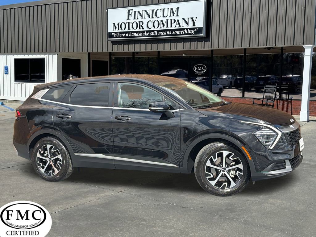 Used 2024 Kia Sportage EX image 1
