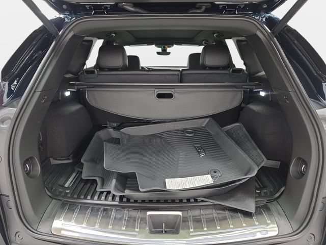 New 2026 Cadillac XT5 Premium Luxury w/ Driver Assist Package AWD/4WD image 29