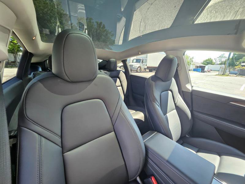 Used 2023 Tesla Model Y Long Range AWD/4WD image 59