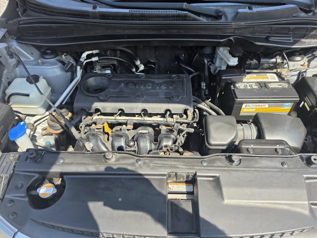 Used 2010 Hyundai Tucson GLS w/ Popular Equipment Pkg 2 FWD image 10