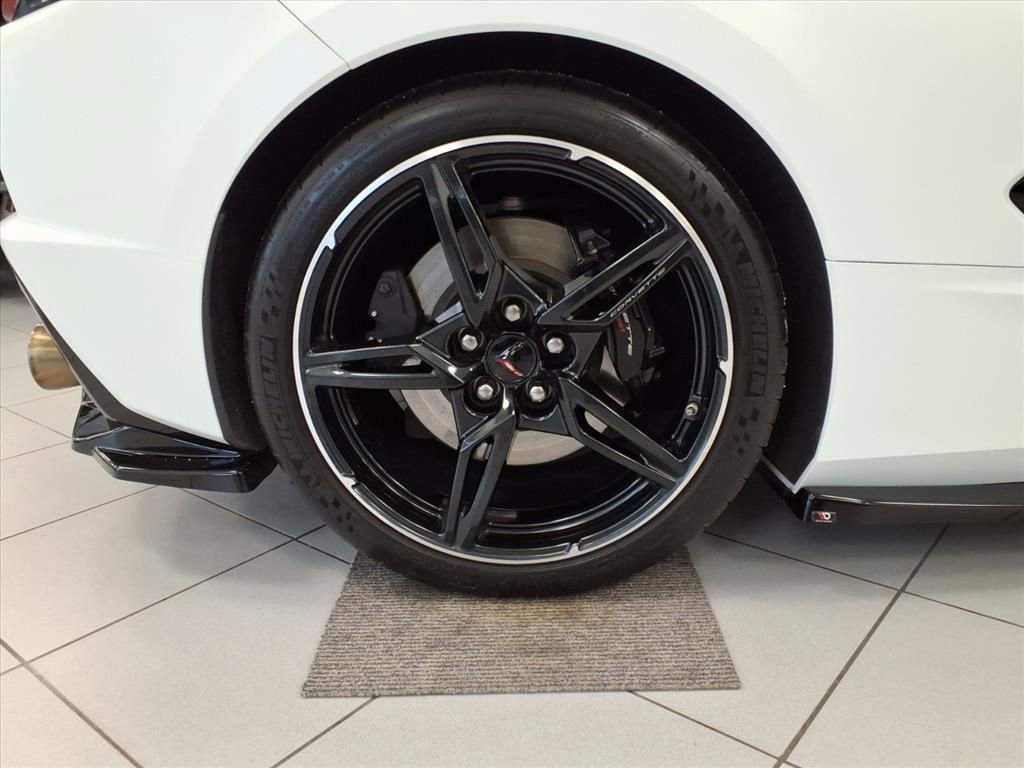 Used 2020 Chevrolet Corvette Stingray Premium Cpe w/ 3LT Preferred Equipment Group image 7