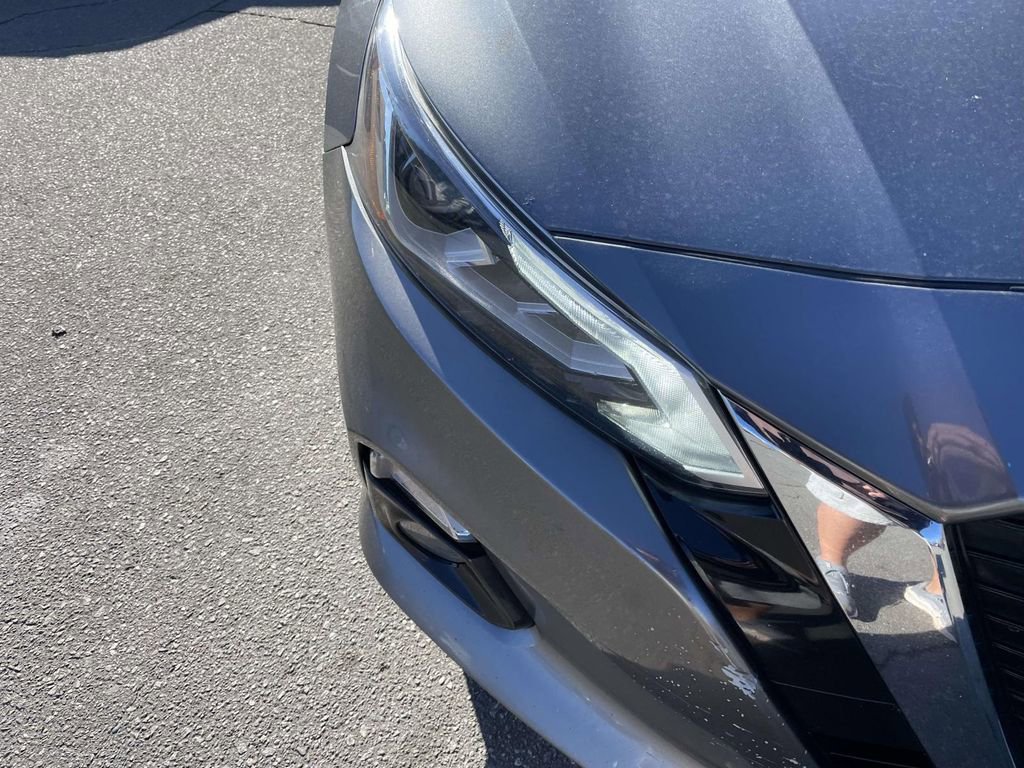 Used 2019 Nissan Altima 2.5 Platinum image 16