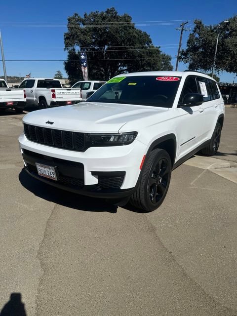 Used 2023 Jeep Grand Cherokee L Laredo RWD image 5