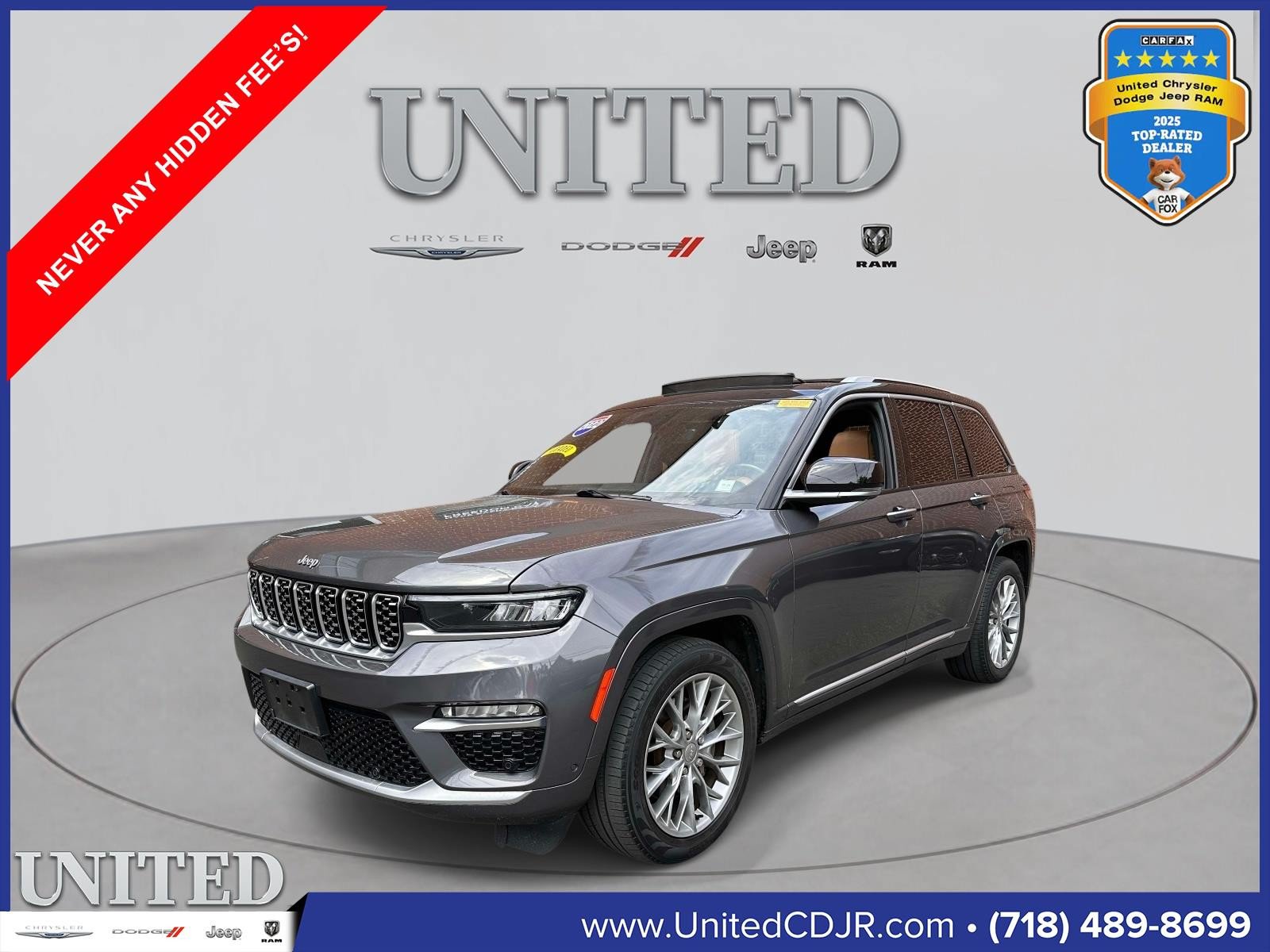 Used 2022 Jeep Grand Cherokee Summit w/ Luxury Tech Group V AWD/4WD image 4