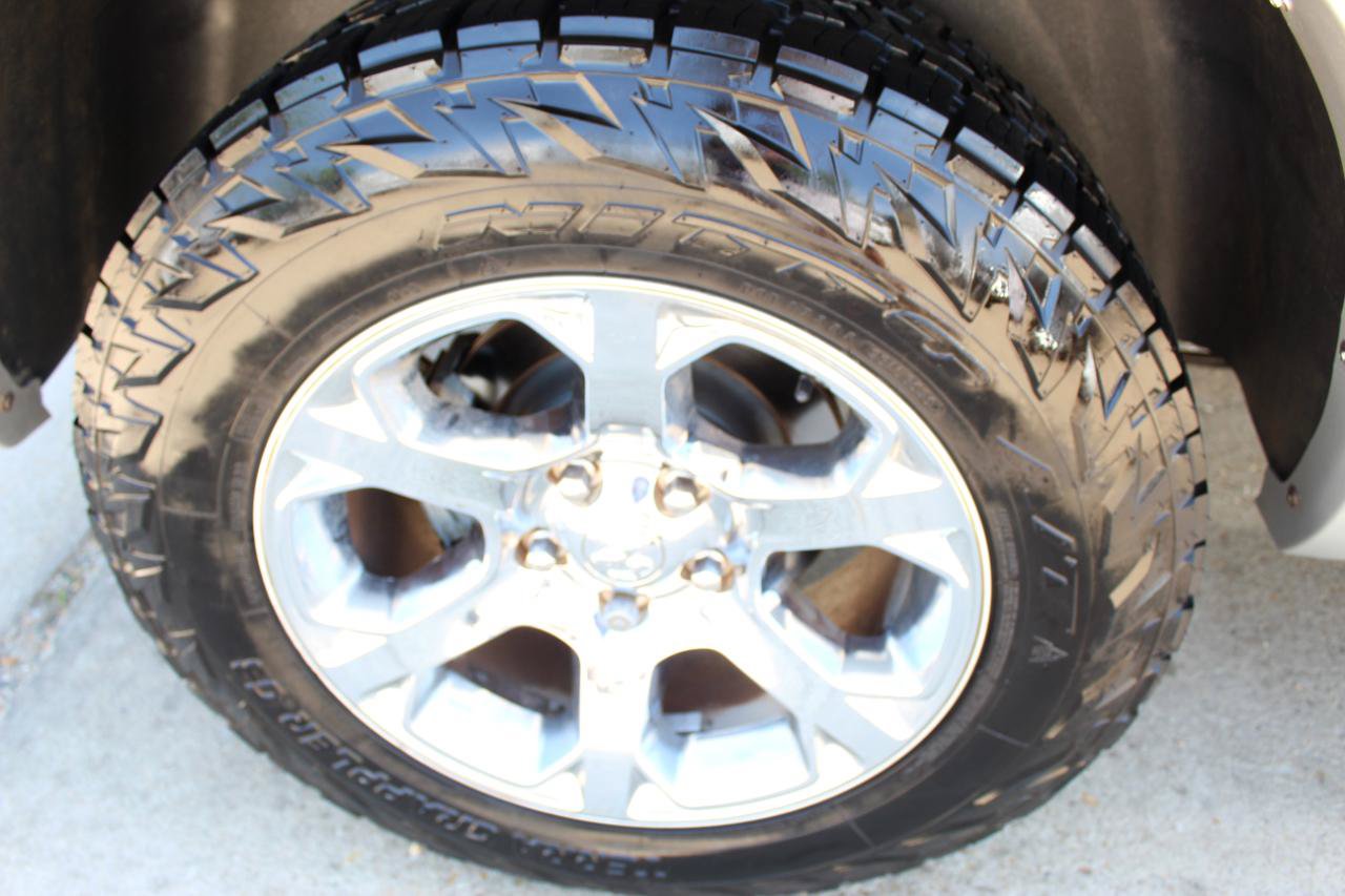 Used 2016 RAM 1500 Laramie w/ Convenience Group AWD/4WD image 36