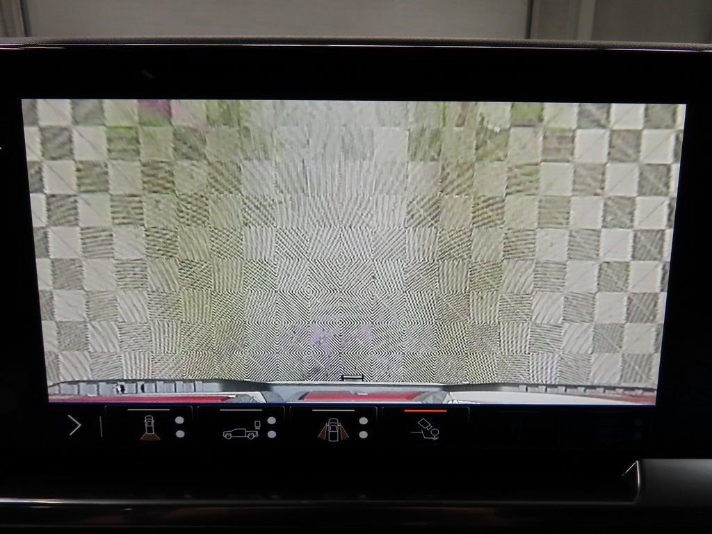 Used 2024 GMC Sierra 2500 SLT w/ SLT Premium Package image 21