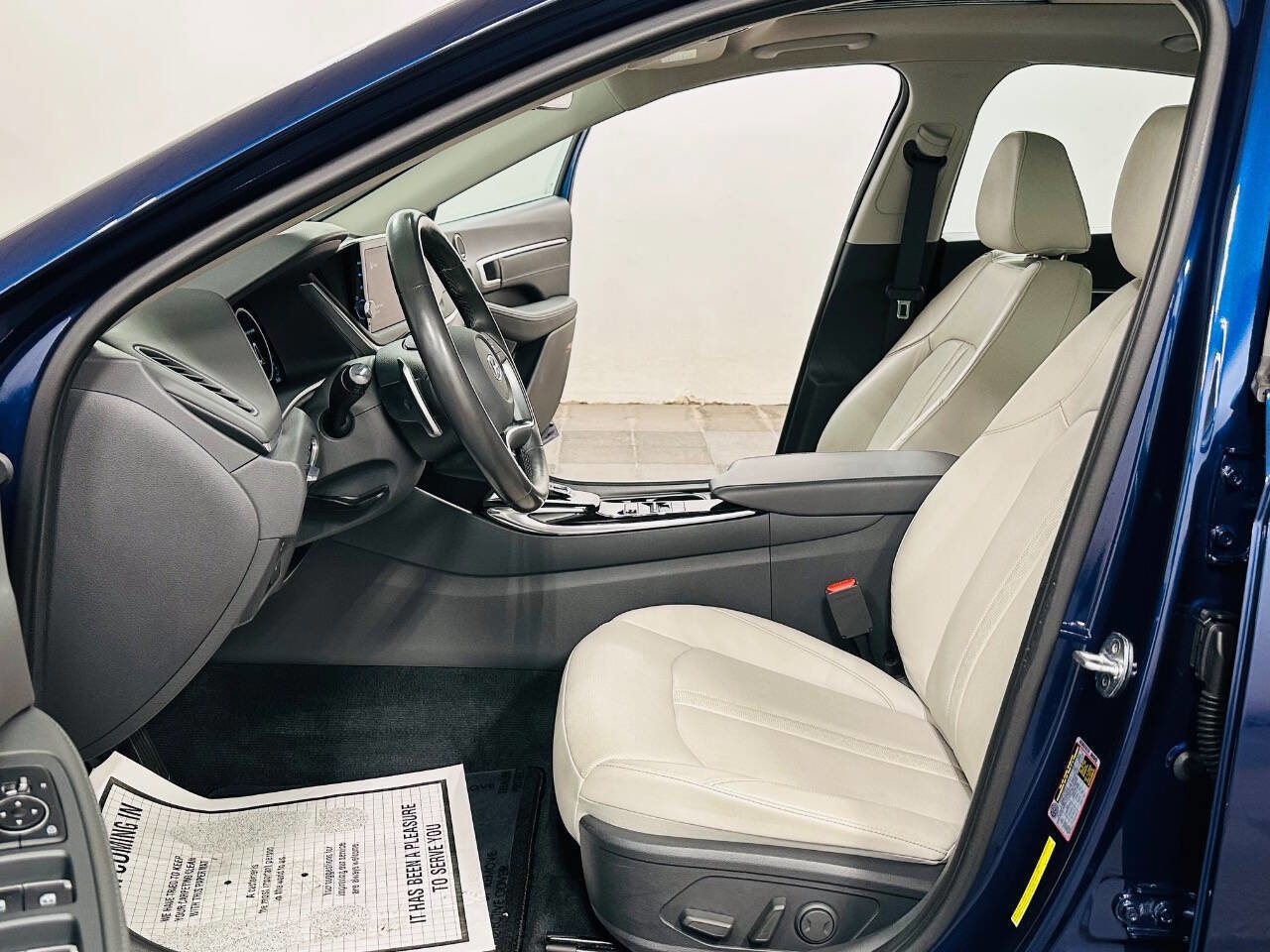 Used 2022 Hyundai Sonata Limited image 10