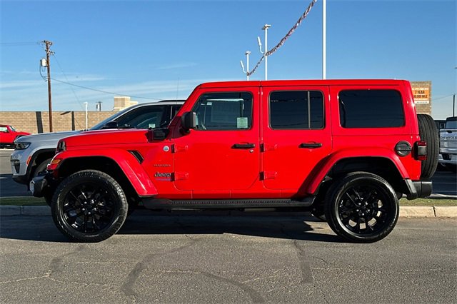 Used 2021 Jeep Wrangler Unlimited Sahara w/ Safety Group image 12