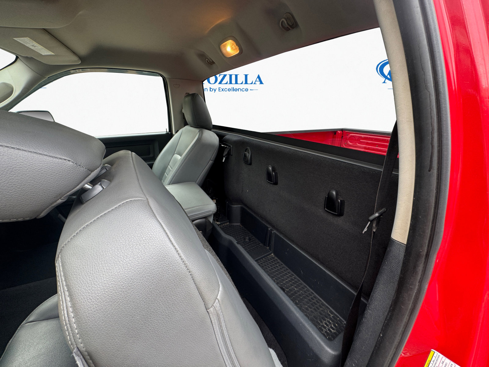 Used 2014 RAM 1500 Express image 10