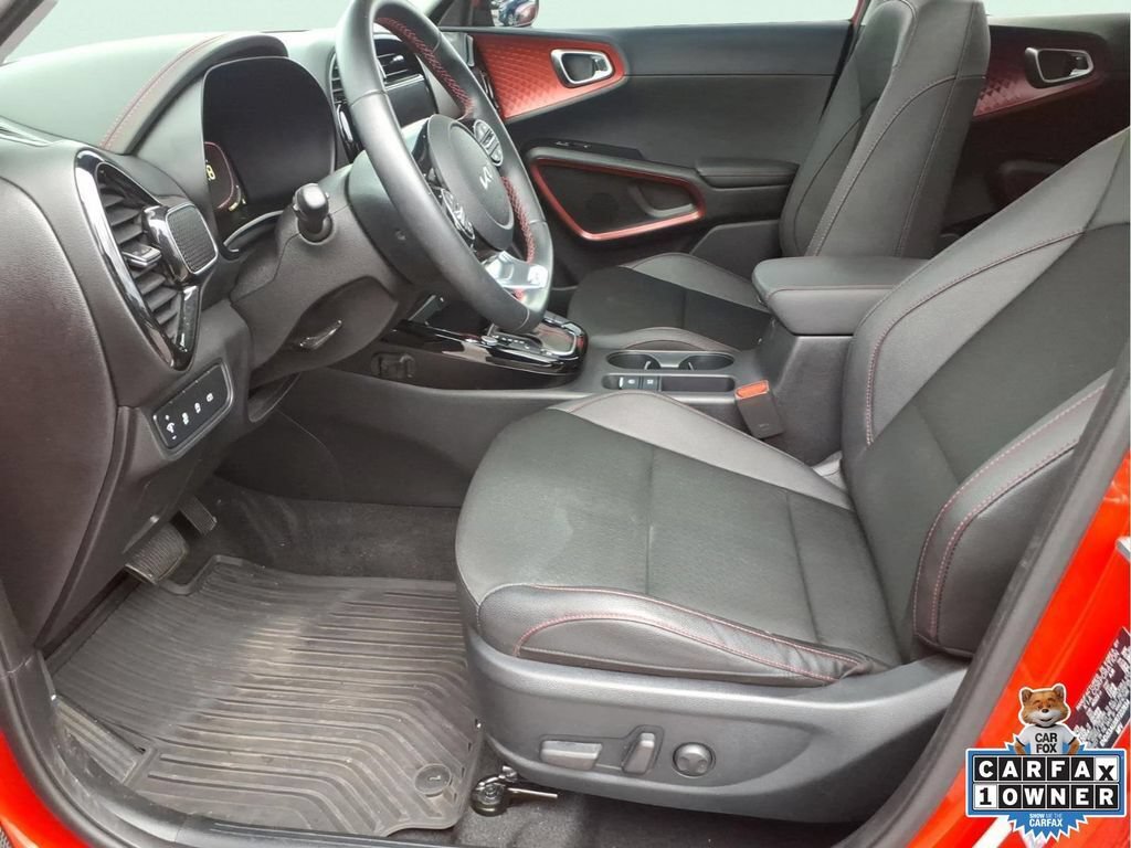 Used 2024 Kia Soul GT-Line w/ Option Group 020 FWD image 19