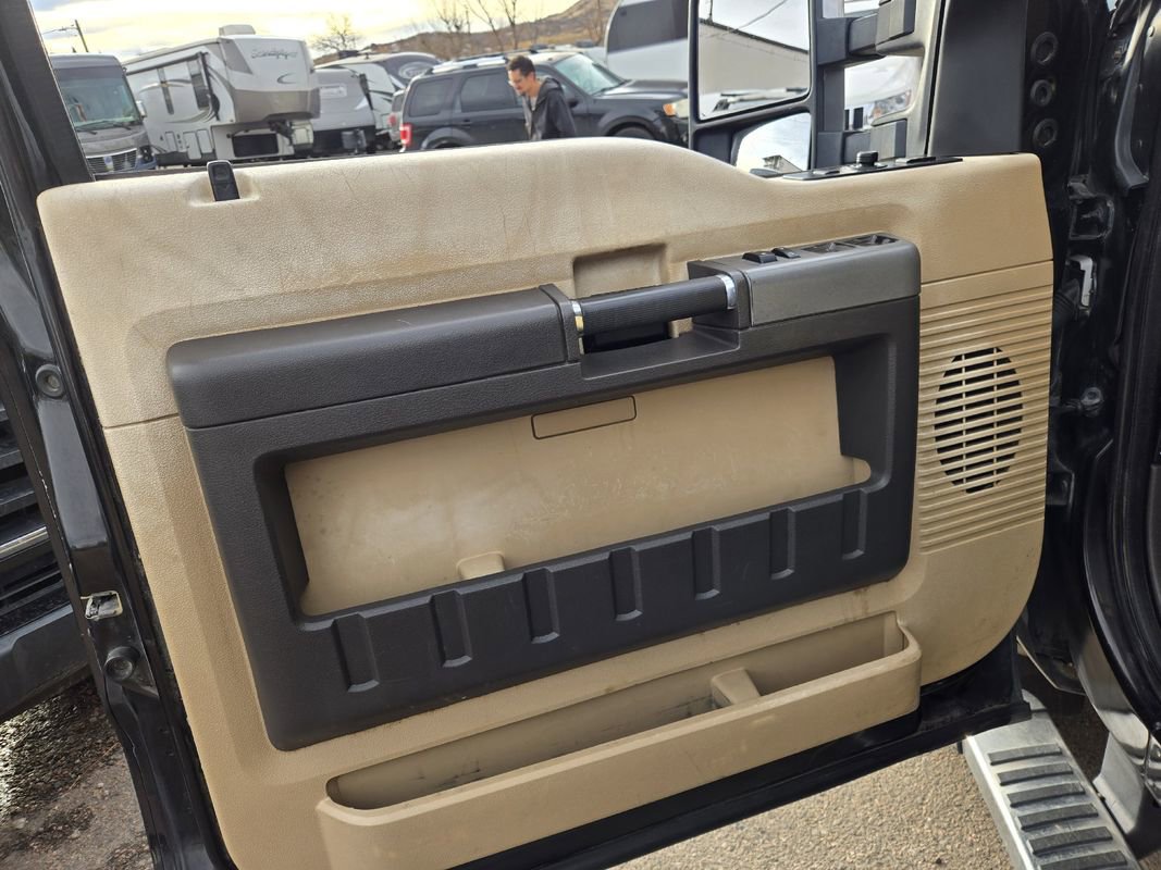 Used 2014 Ford F250 Lariat w/ Chrome Package AWD/4WD image 14