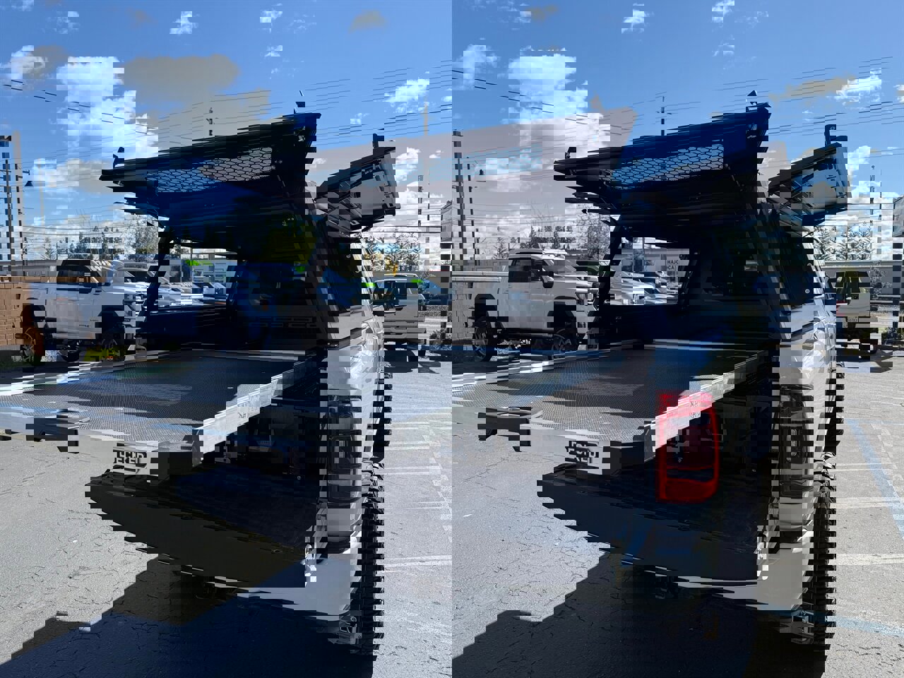 Used 2023 RAM 2500 Laramie image 17