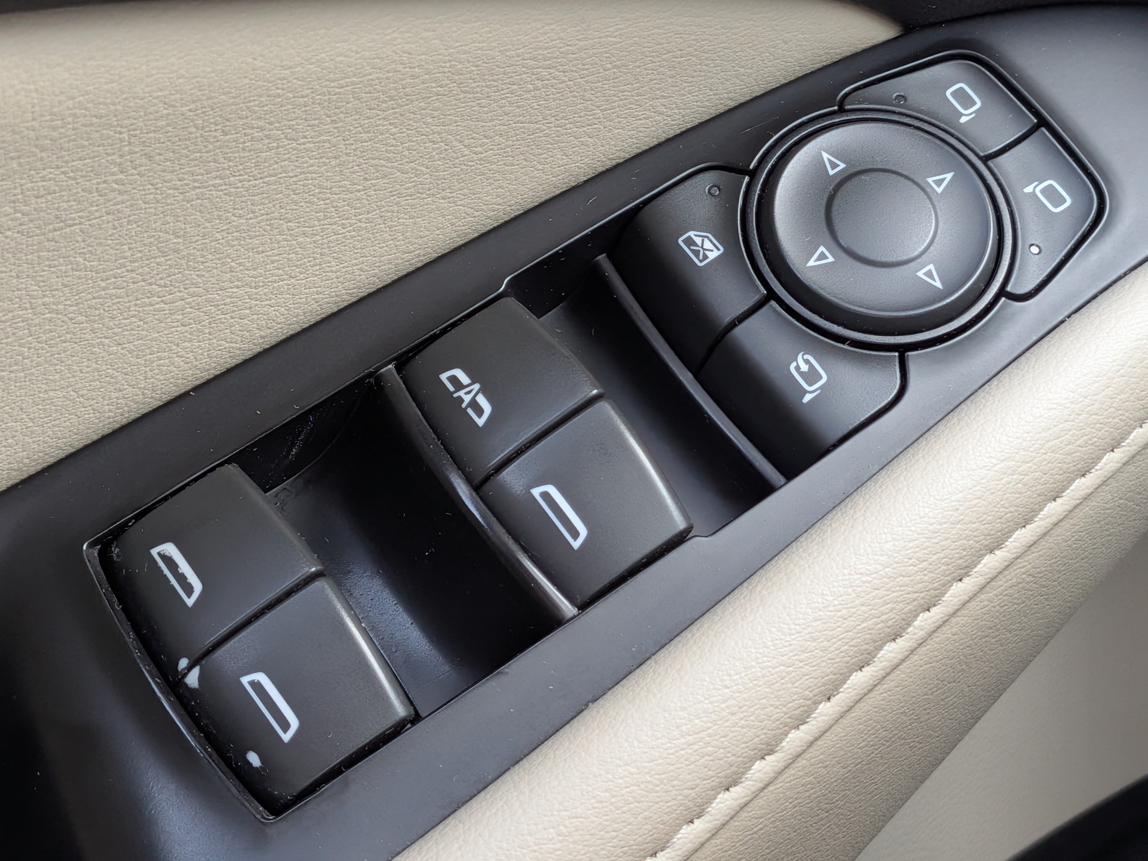 Certified 2019 Buick Enclave Premium FWD image 23