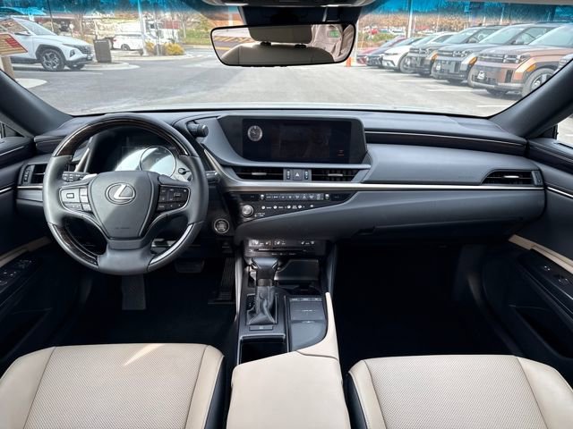 Used 2021 Lexus ES 350 w/ Premium Package image 12