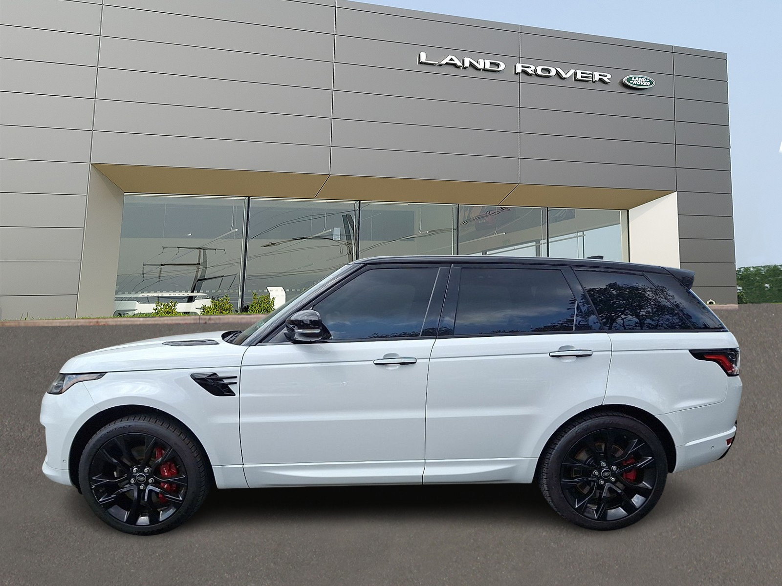 Certified 2022 Land Rover Range Rover Sport HST AWD/4WD image 6