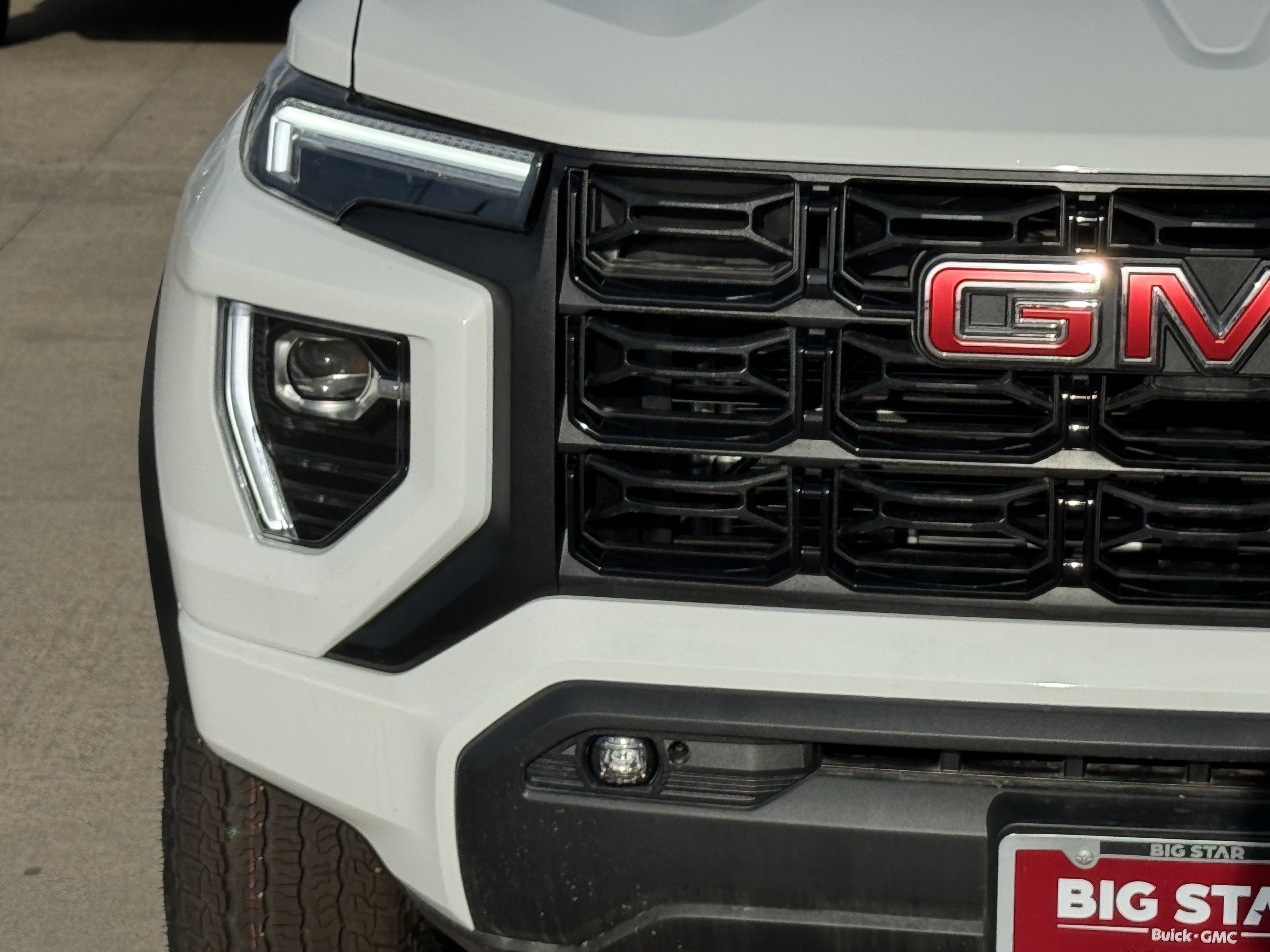 New 2026 GMC Canyon Elevation w/ Convenience Package RWD image 6