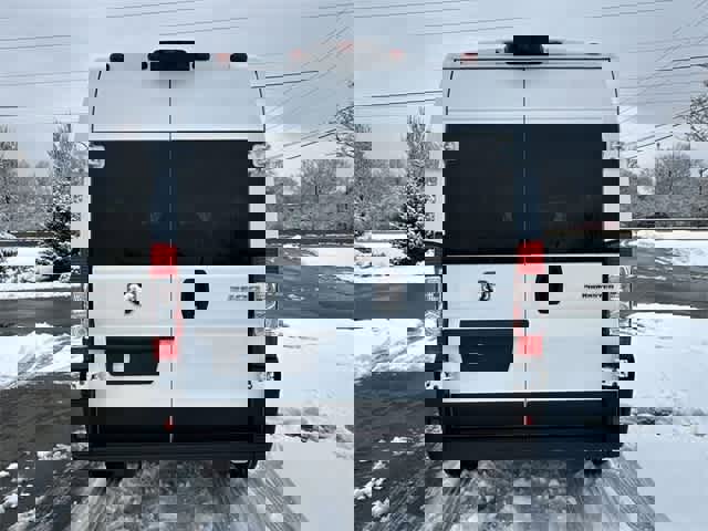 Used 2023 RAM ProMaster 2500 image 4