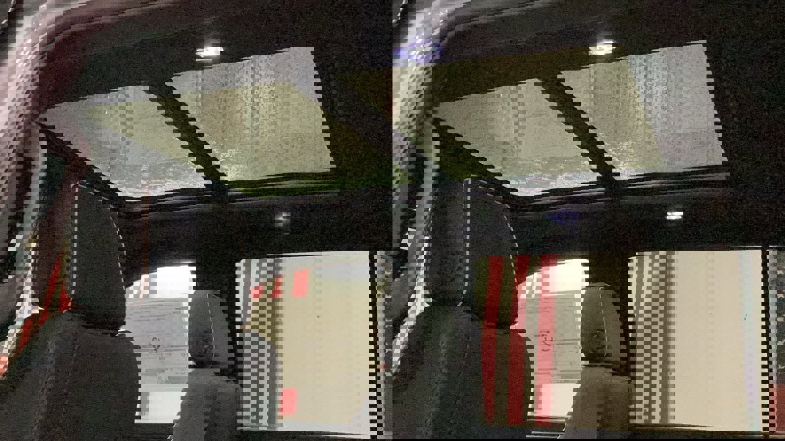 New 2026 Chevrolet Suburban Premier image 9