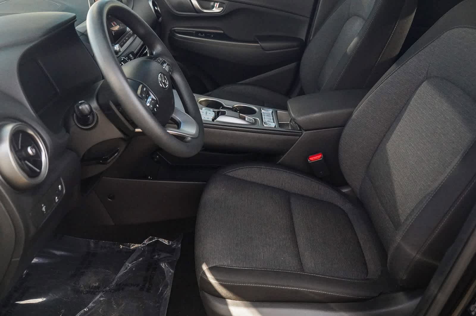 Certified 2023 Hyundai Kona SE image 18