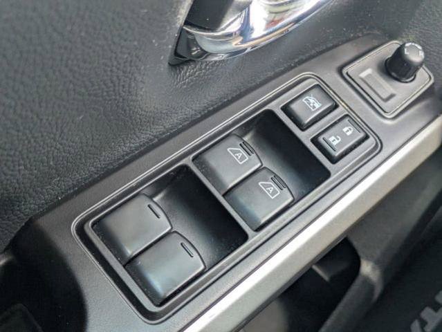 Used 2020 Nissan Titan SV RWD image 24